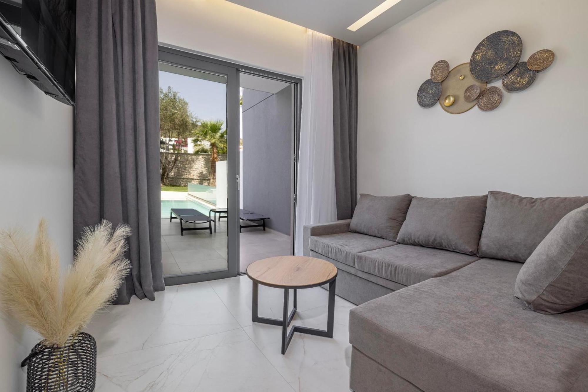 Tota Suites Afantou Exterior photo